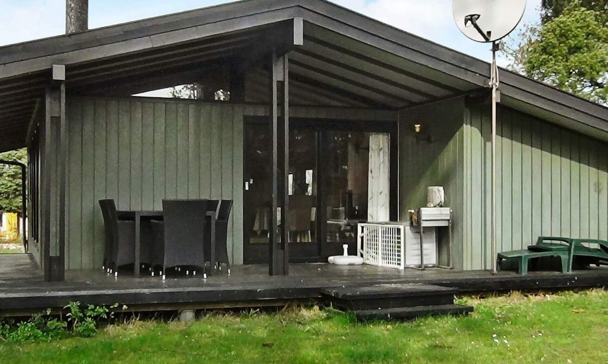 Skibby House | Modern Holiday Home in Skibby with Barbecue