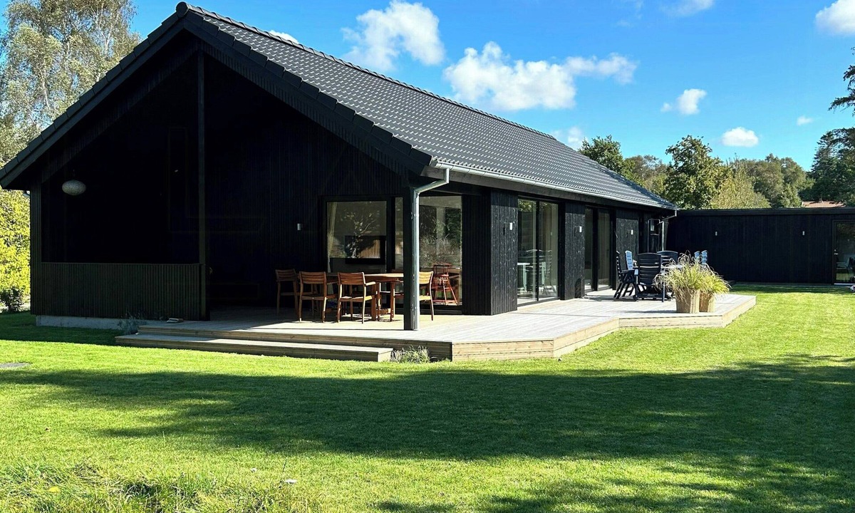 Samsø House | Modern holiday home near Vesterløkken beach