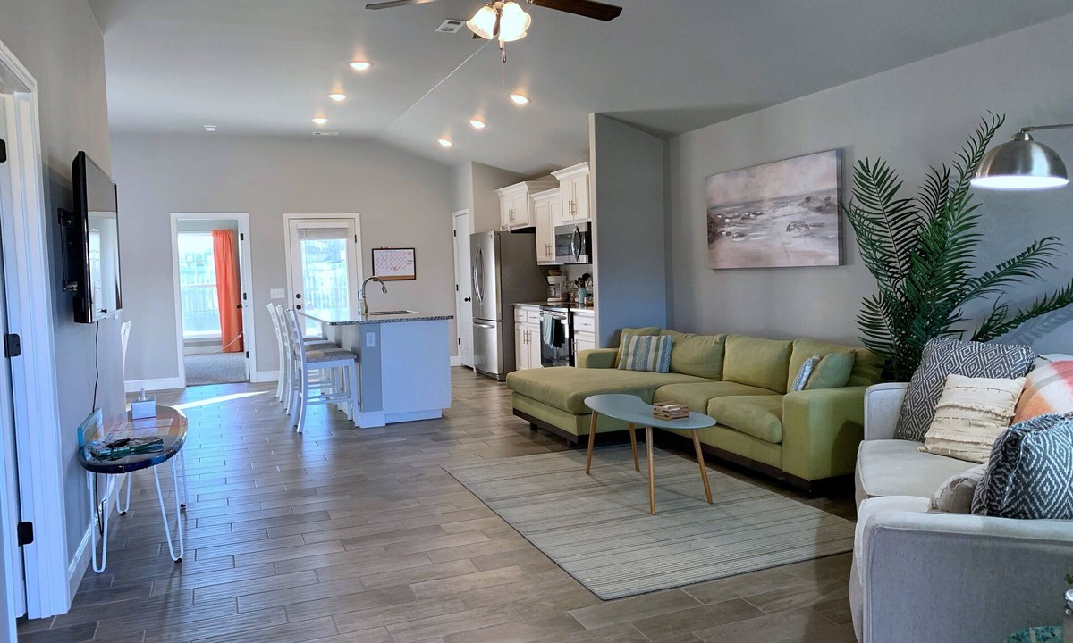 Carl Junction House | MODERN HOME - firepit & fenced in backyard!