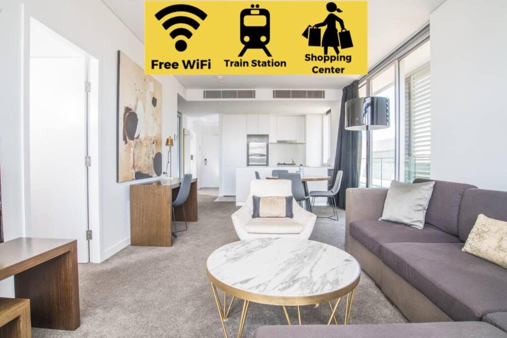 Chatswood CBD Apartment | Modern home for 4