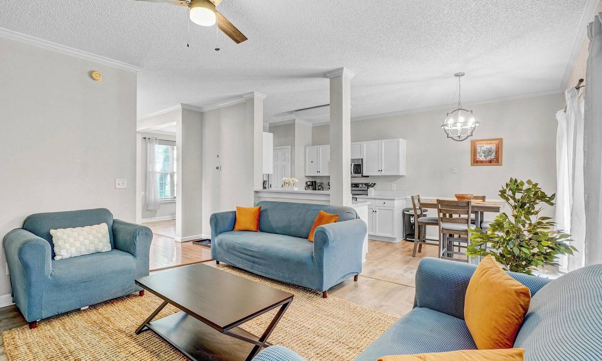 Southwest Raleigh House | Modern Home Near NCSU and Downtown