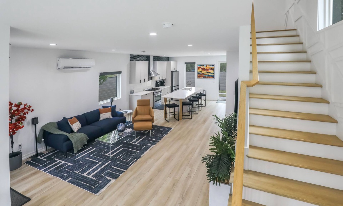 Pittsburgh House | Modern Home with Rooftop Deck