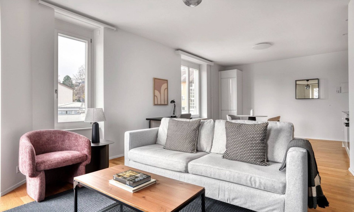 Horgen District Apartment | Modern Horgen 2.5 Room w/Storage & W/D, 3 min to Market, by Blueground