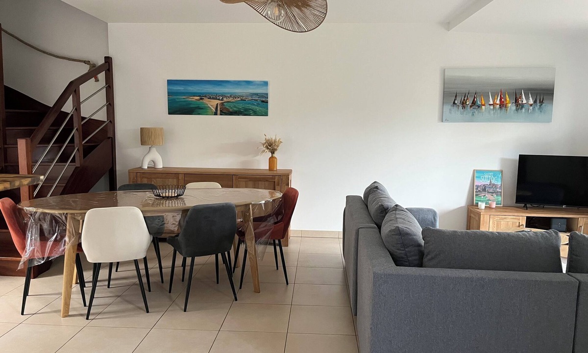 Saint-Suliac House | MODERN HOUSE 80M2