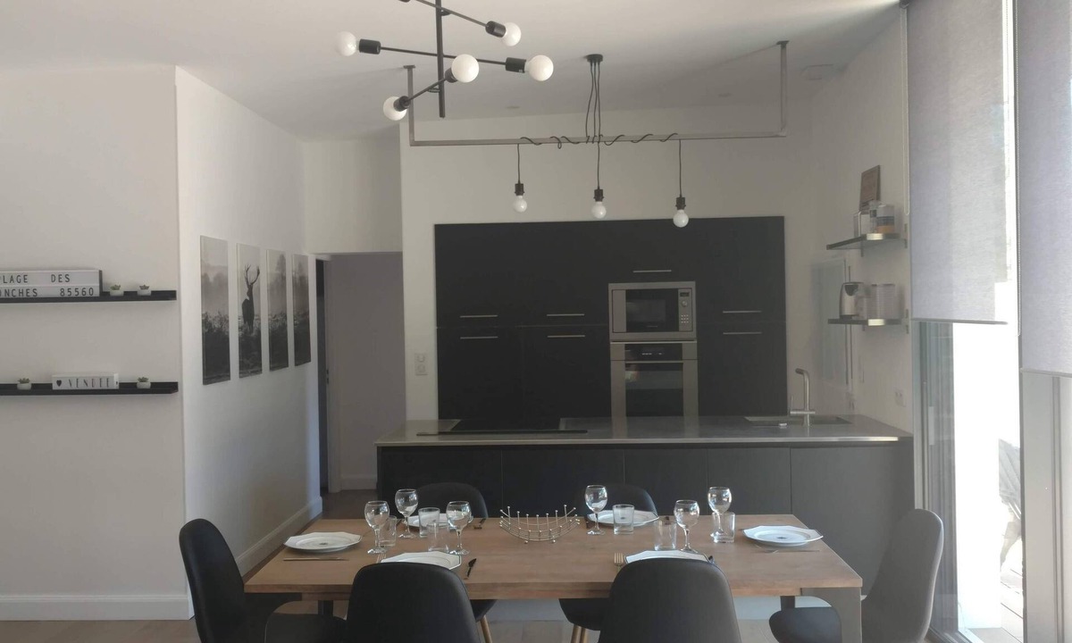 Les Conches House | Modern house 3 minutes from the Atlantic Ocean