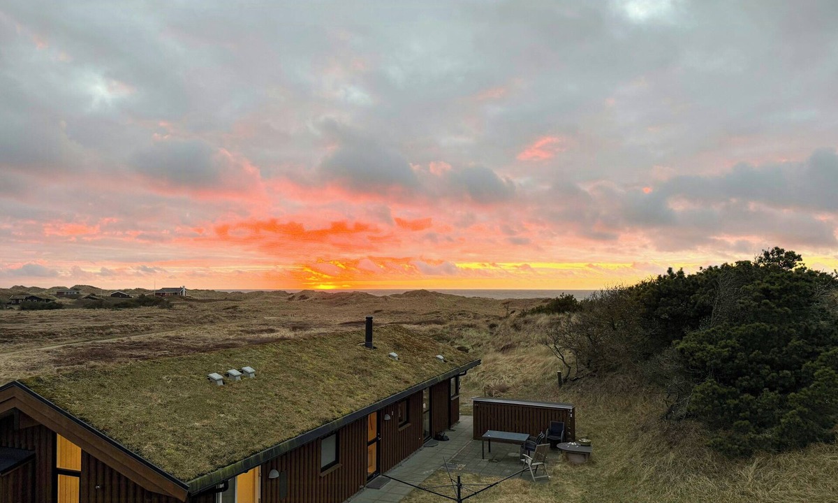 Rødhus House | Modern house in protected dune area near Rødhus