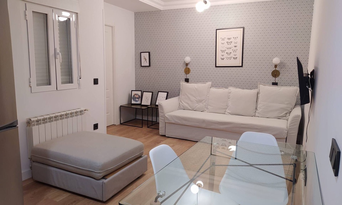 Puerta del Angel Apartment | Modern Interior Studio with Double Bed in Madrid Río: Comfort and Prime Location!