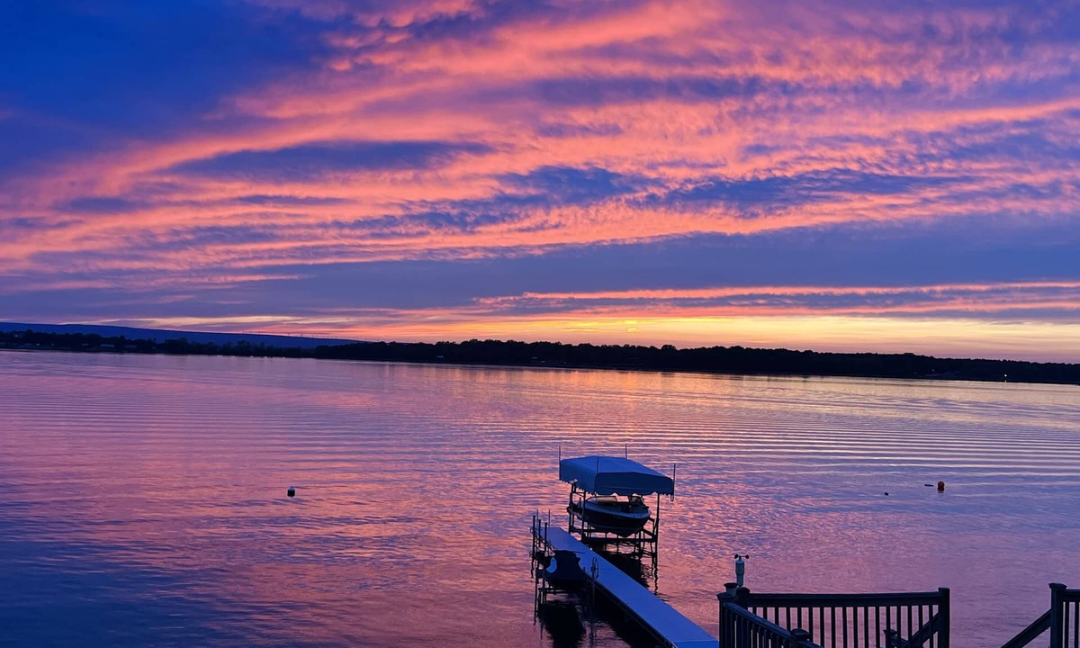 Grand Isle Apartment | Modern Lakefront Apartment