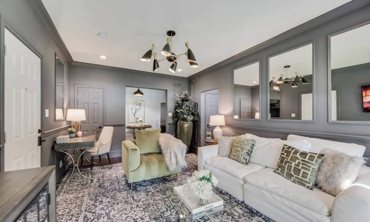 Old East Dallas Condo | Modern Living in Historic Neighborhood