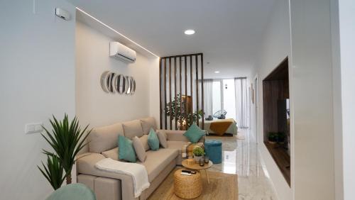 Safranar Apartment | Modern Loft in Patraix, Valencia - Near City Center