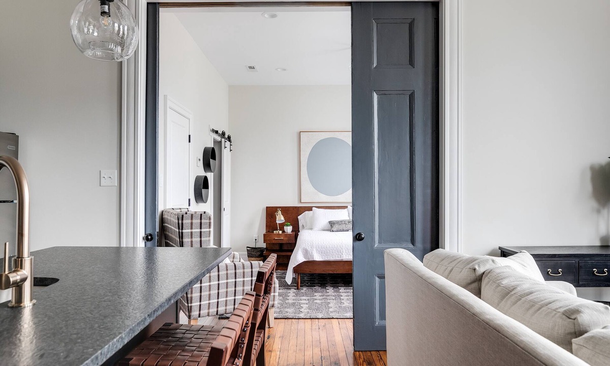 Church Hill Apartment | Modern Luxe Apartment - Close to City Center