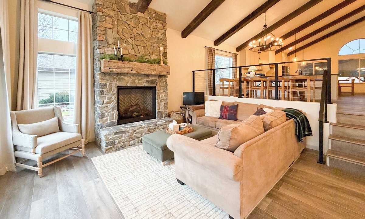 Pinetop-Lakeside House | Modern Luxe Lake Retreat - Private Lake Access
