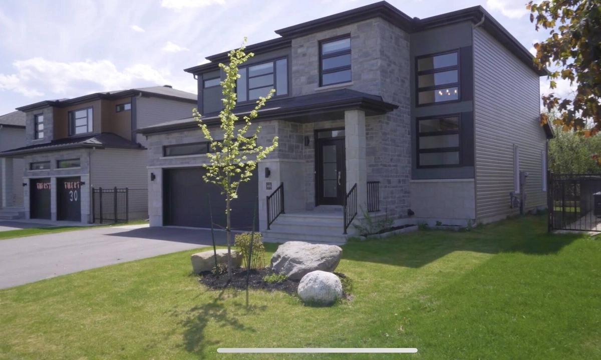 Aylmer House | Modern Luxury 4 Bedroom House