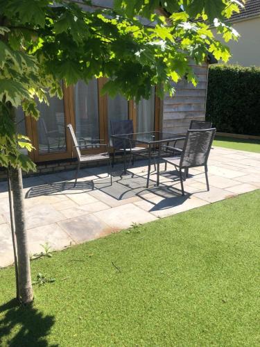 Great Stukeley Villa | Modern Luxury -Home from Home