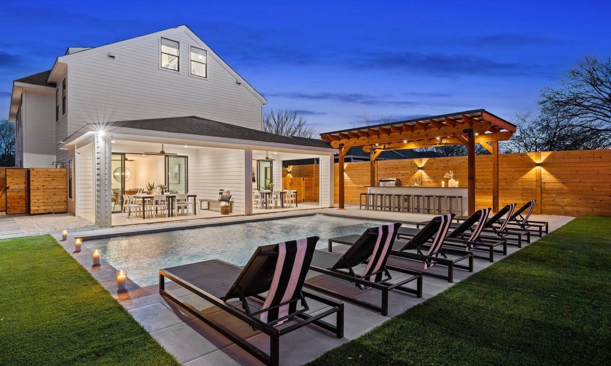 East MLK House | Modern Luxury Homes | Private Pool