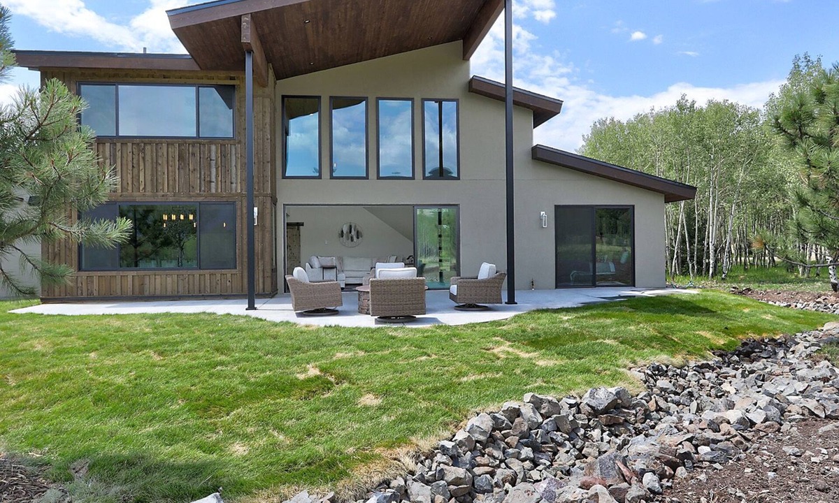 Angel Fire House | Modern Luxury | WiFi | Fire Pit | Alpenglow
