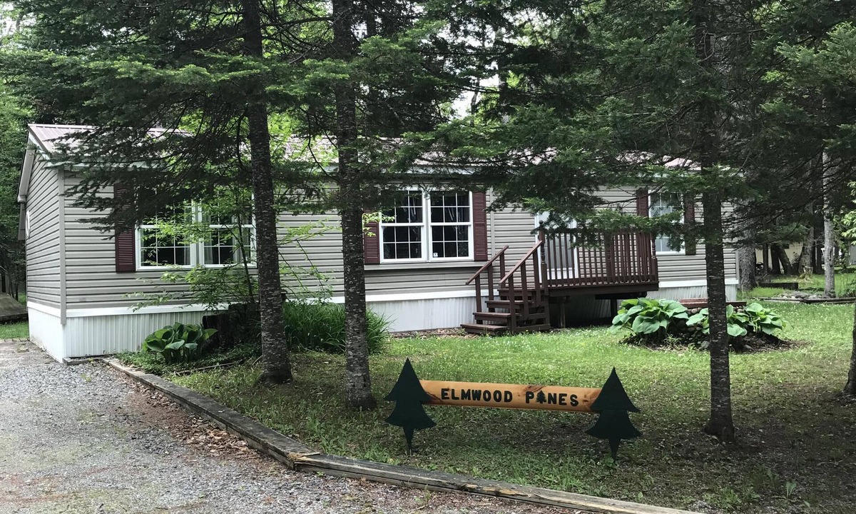 Woodgate House | Modern Modular ADK Camp