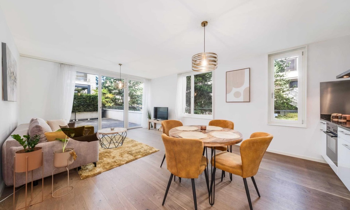 Montreux City Centre Apartment | Modern Montreux Center 1-Bedroom Apartment