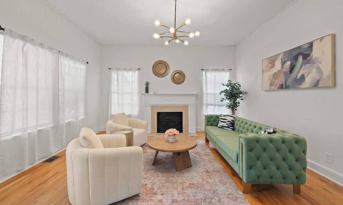 South Seminole Heights House | Modern Moroccan Villa w Firepit BBQ and Game Room!