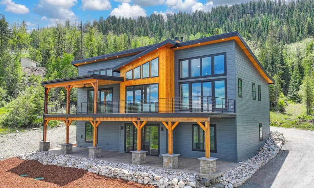 Bonner County House | Modern Mountain Luxury Escape