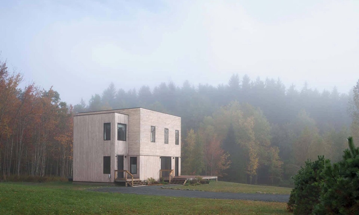 Fleischmanns House | Modern Mountain Retreat with Hot Tub