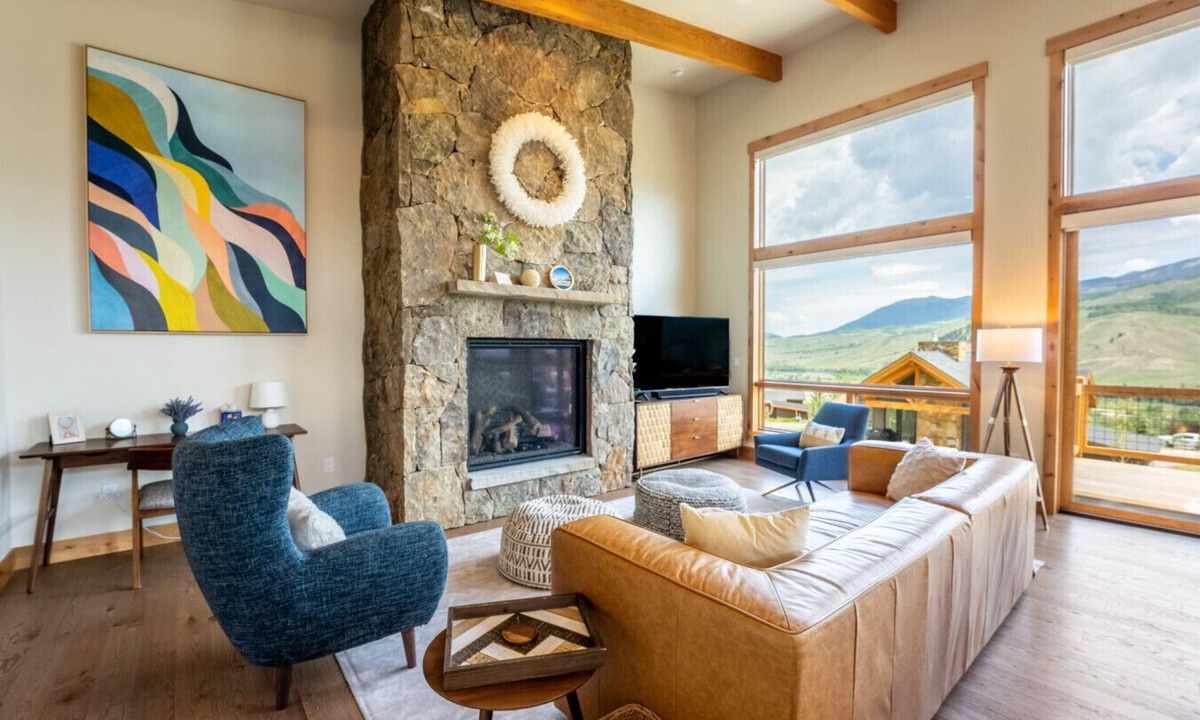 Silverthorne House | Modern Mountain Retreat | Resort Amenities | Spacious layout