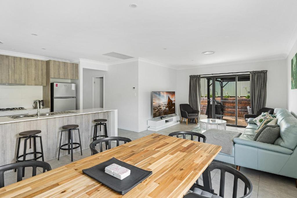 Central Mudgee House | Modern Mudgee Getaway with Entertaining Patio