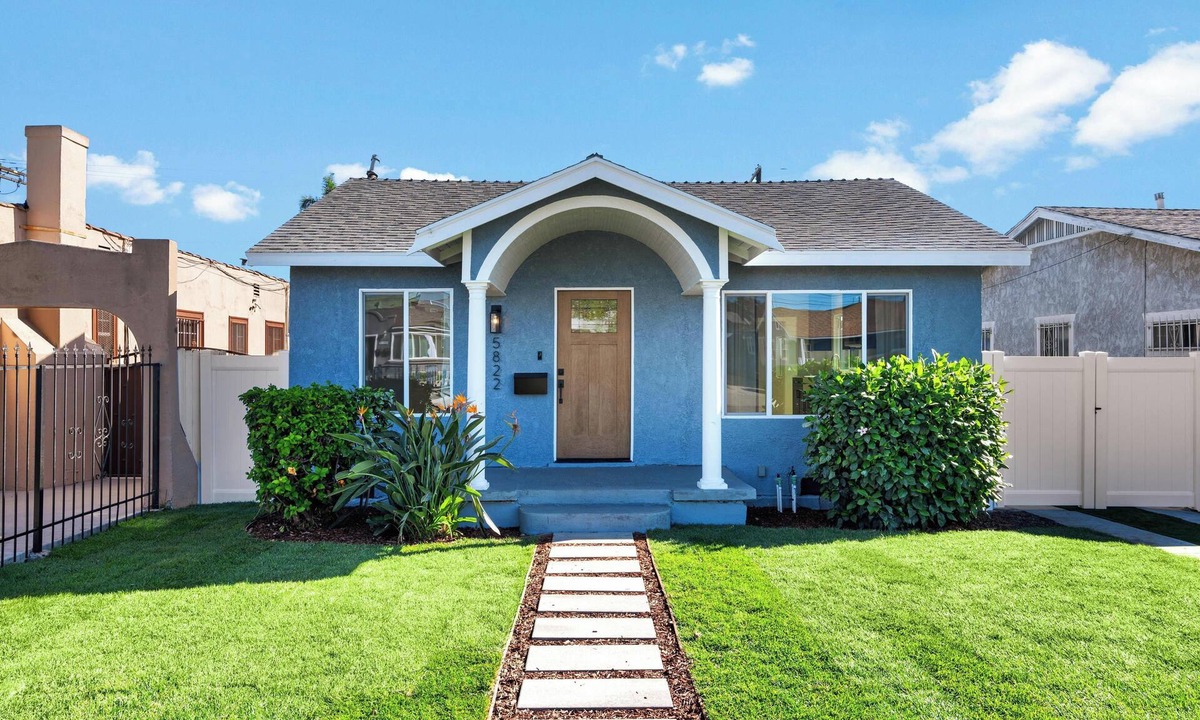 Park Mesa Heights House | Modern Oasis near SoFi Stadium