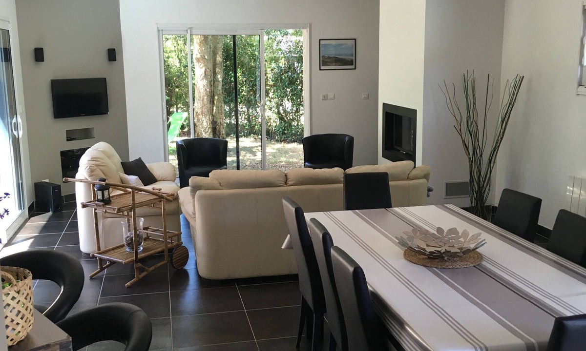 Messanges House | Modern oceanfront villa for your vacation. Pets allowed