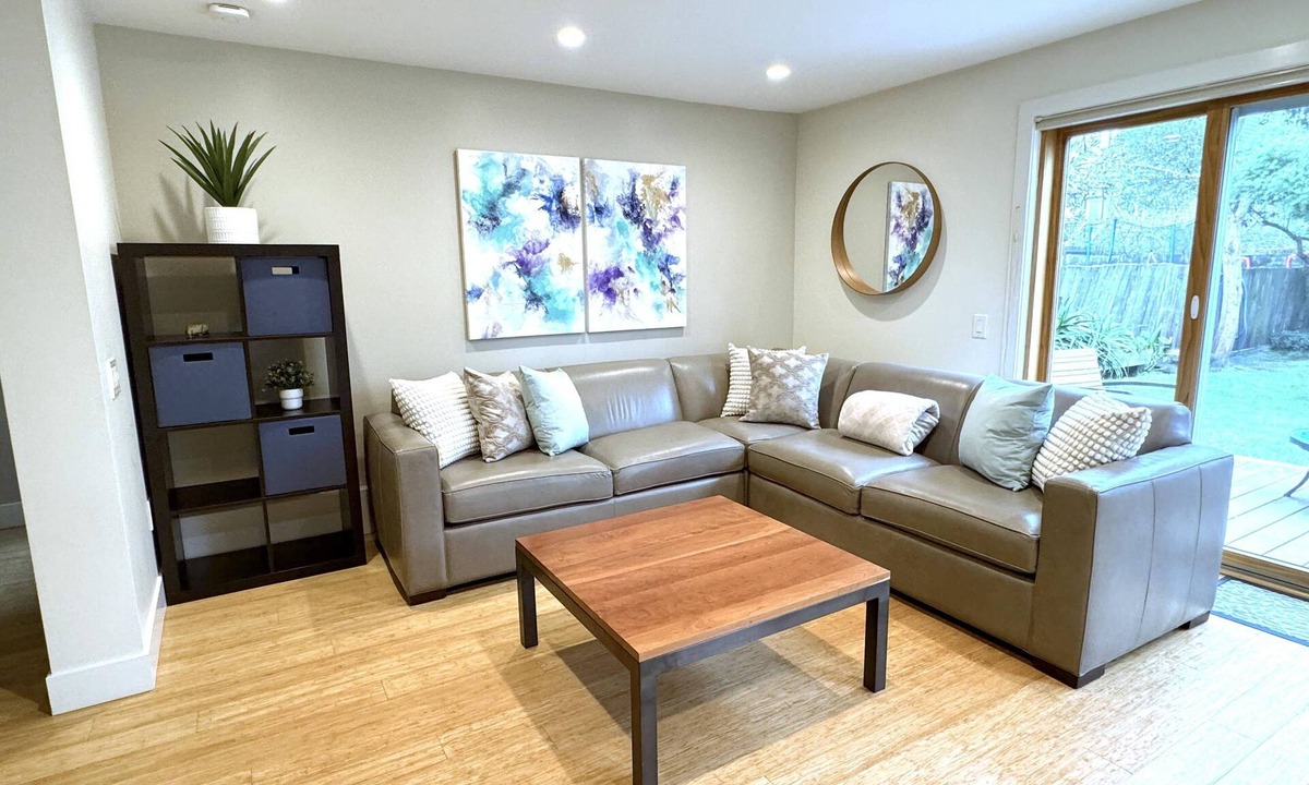 Outer Sunset House | Modern Outer Sunset One Bedroom (30 days min stay)