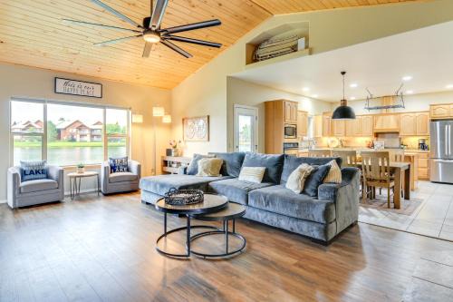 Pagosa Springs House | Modern Pagosa Springs Home w/Deck on Village Lake