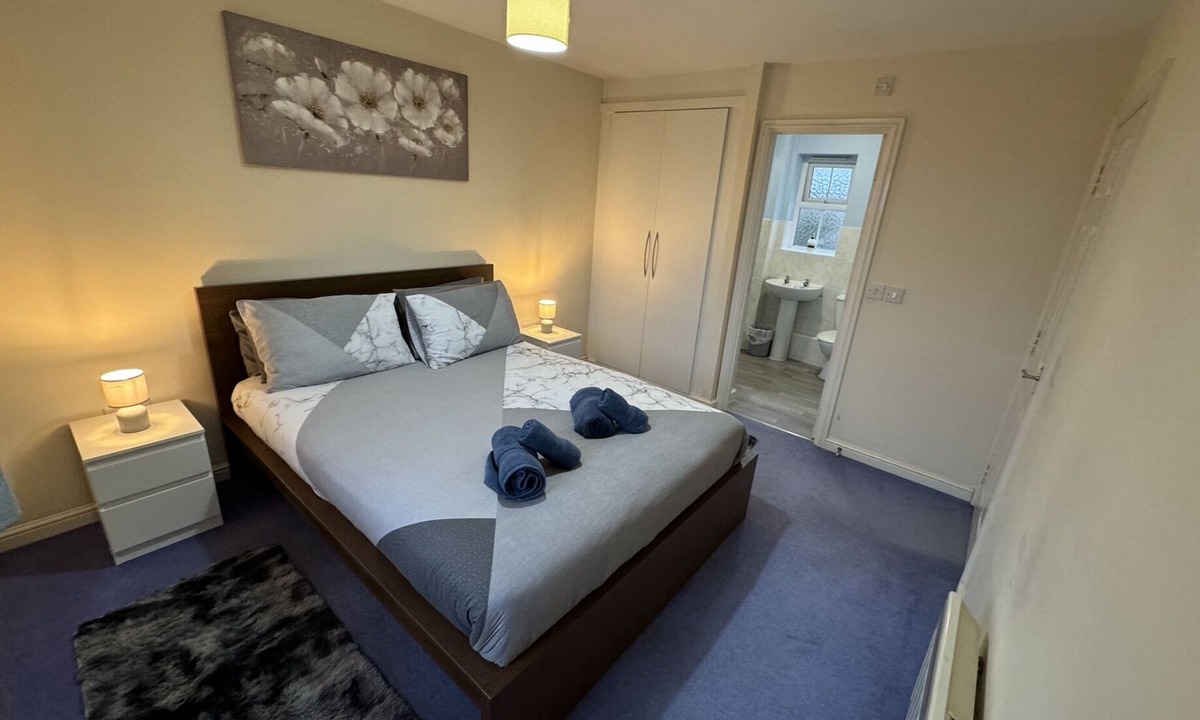 Wellingborough Apartment | Modern Penthouse