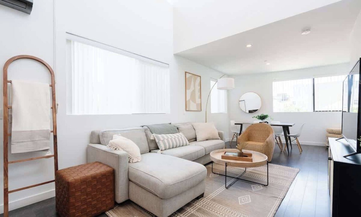 Little Italy Apartment | Modern Penthouse Apt w/Rooftop Deck & Views