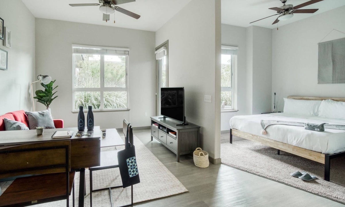 Morse Park Apartment | Modern, Pet-Friendly Sunnyvale Studio + Parking