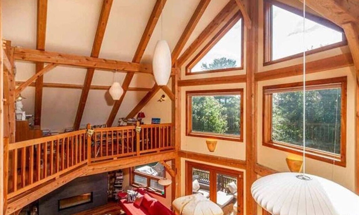 Ferrisburg House | Modern post & beam, mountain views. Minutes from Lake Champlain, near Sugarbush