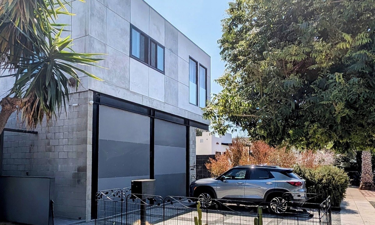 Culver - West Apartment | Modern Private Spacious Suite in Culver City West