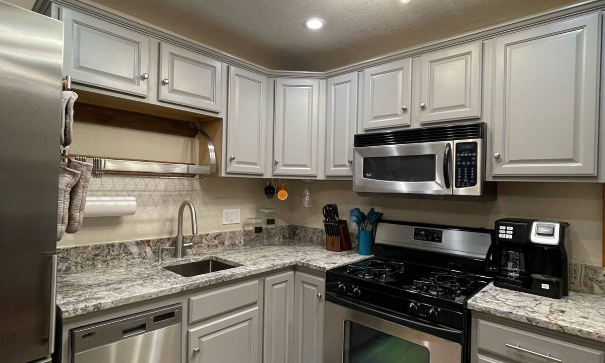 Tahoe Valley Cottage | Modern Private Cottage with Luxury Amenities