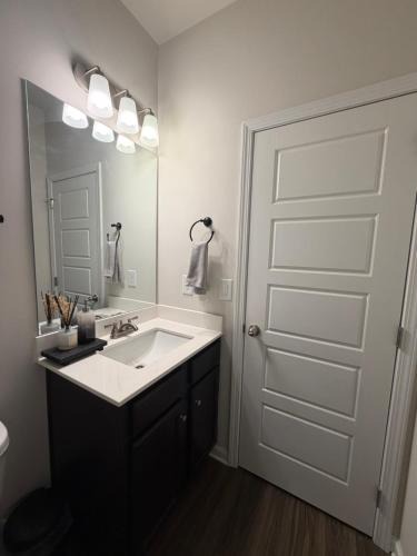 Buckhead Apartment | Modern Properties