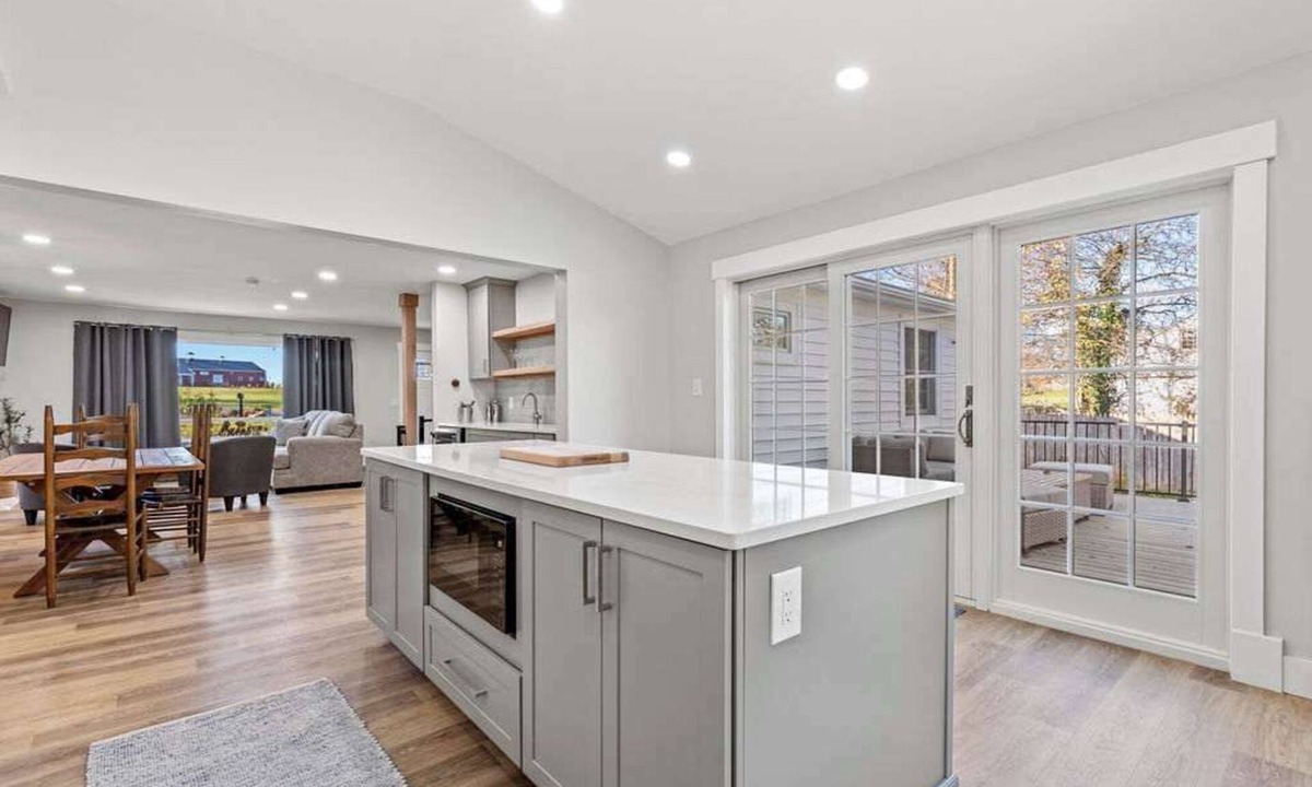 Skaneateles House | Modern Ranch in Skaneateles