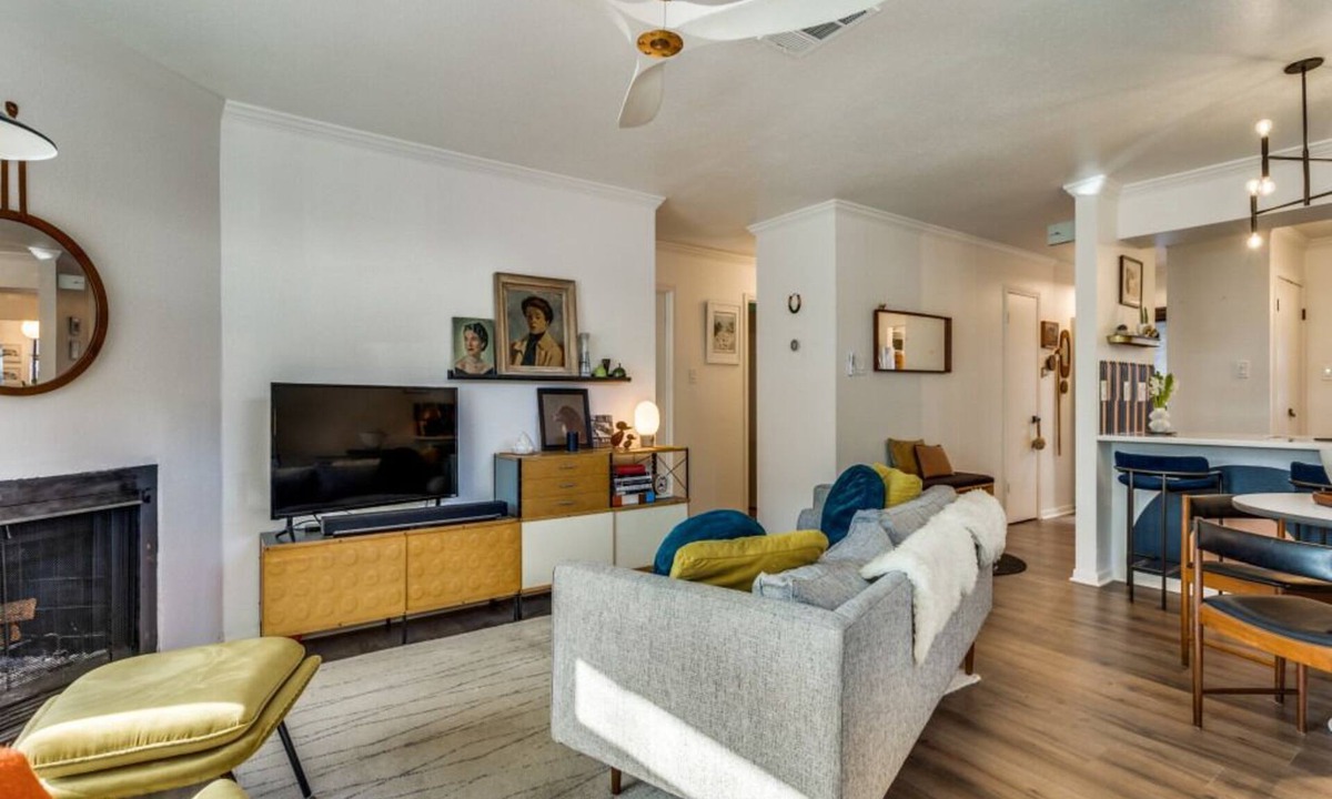 South River City Condo | Modern Remodeled Condo in heart of South Congress