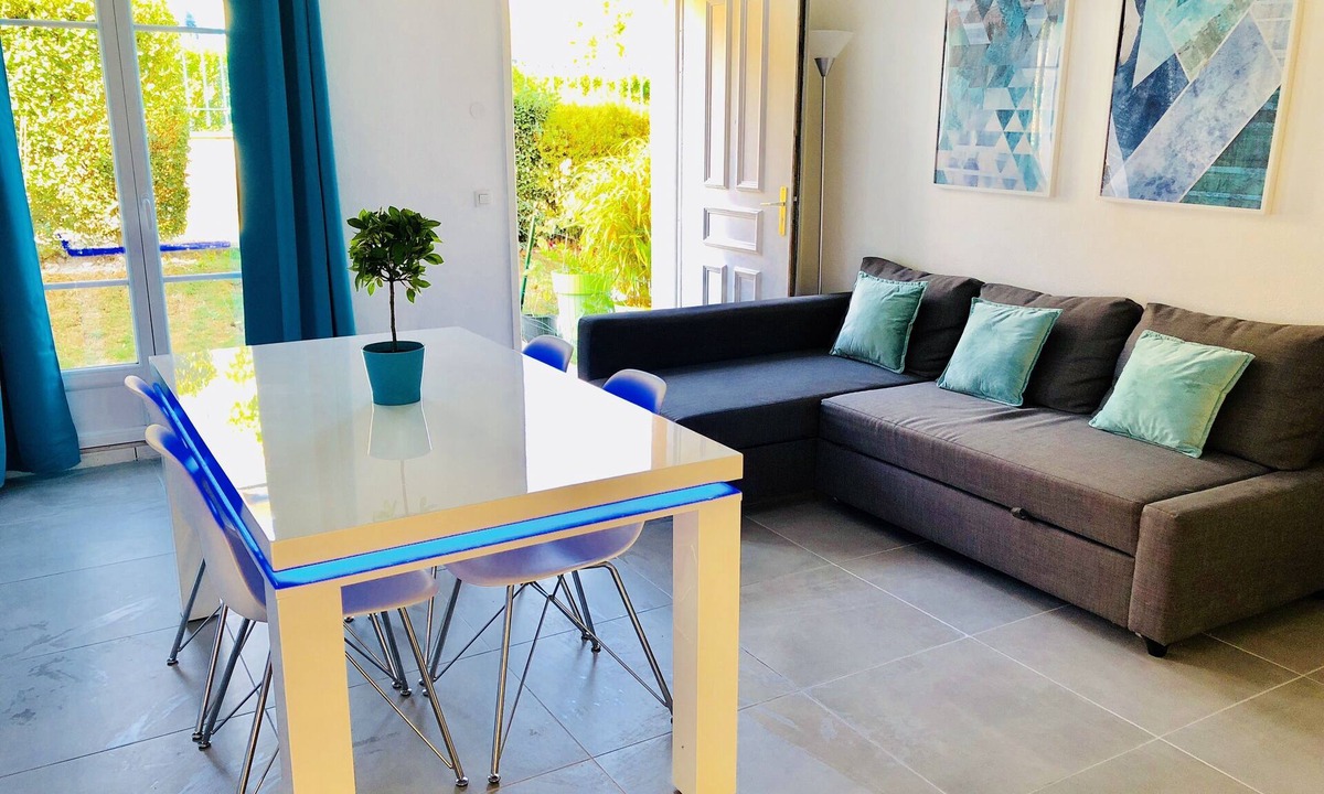 Magny-le-Hongre House | Modern residence 64m. Paris Disneyland