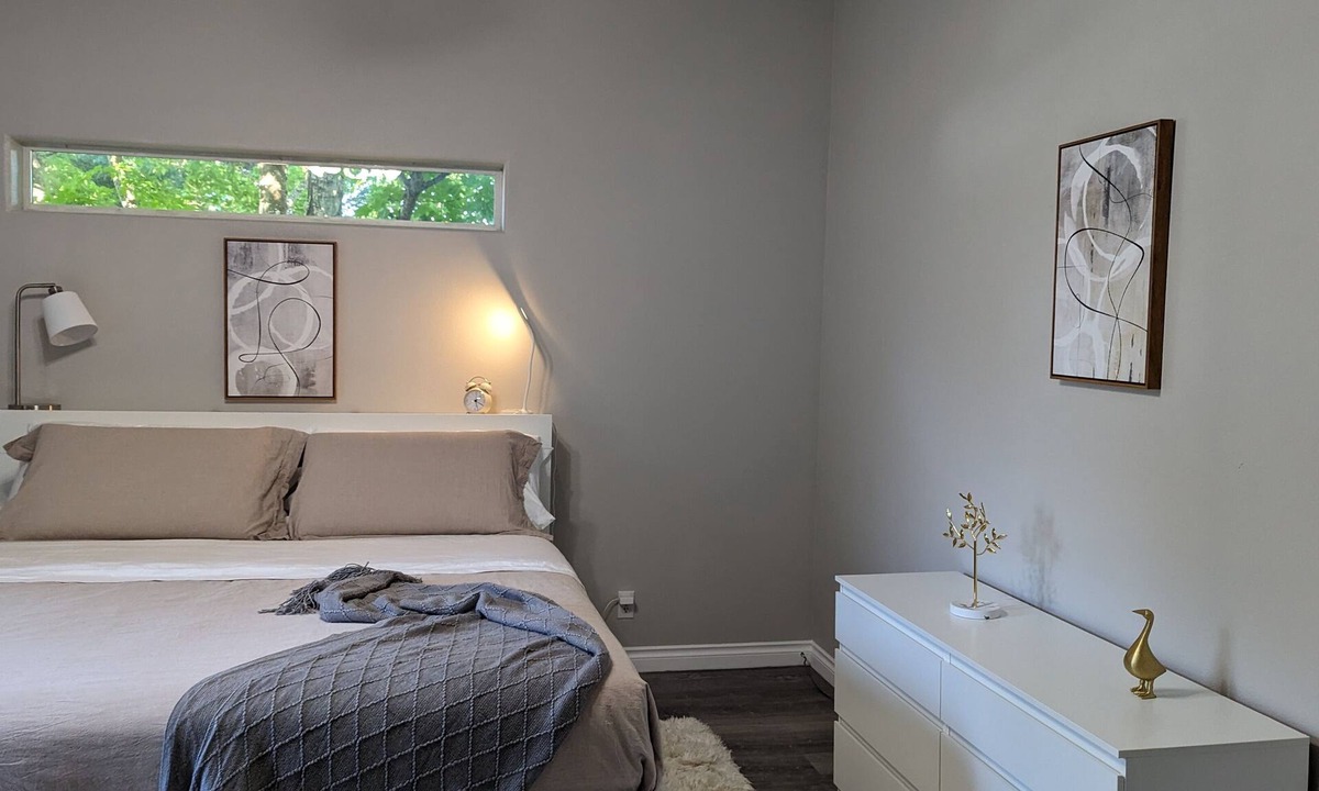 Hillsboro House | Modern Retreat near Top Golf