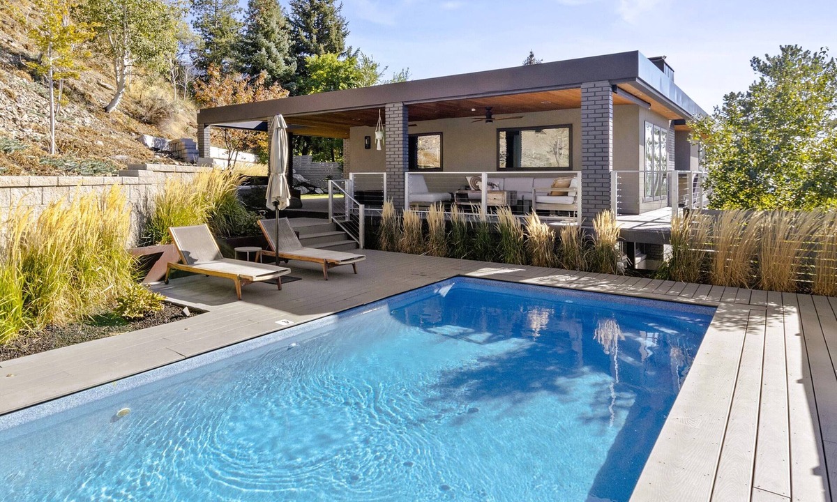 Mount Olympus House | Modern Retreat with Pool, Hot Tub & Amazing Views!