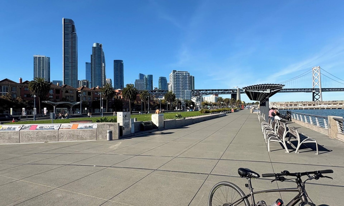 Fillmore District Condo | Modern San Francisco Loft with High Ceilings, City Views & Walkable Location