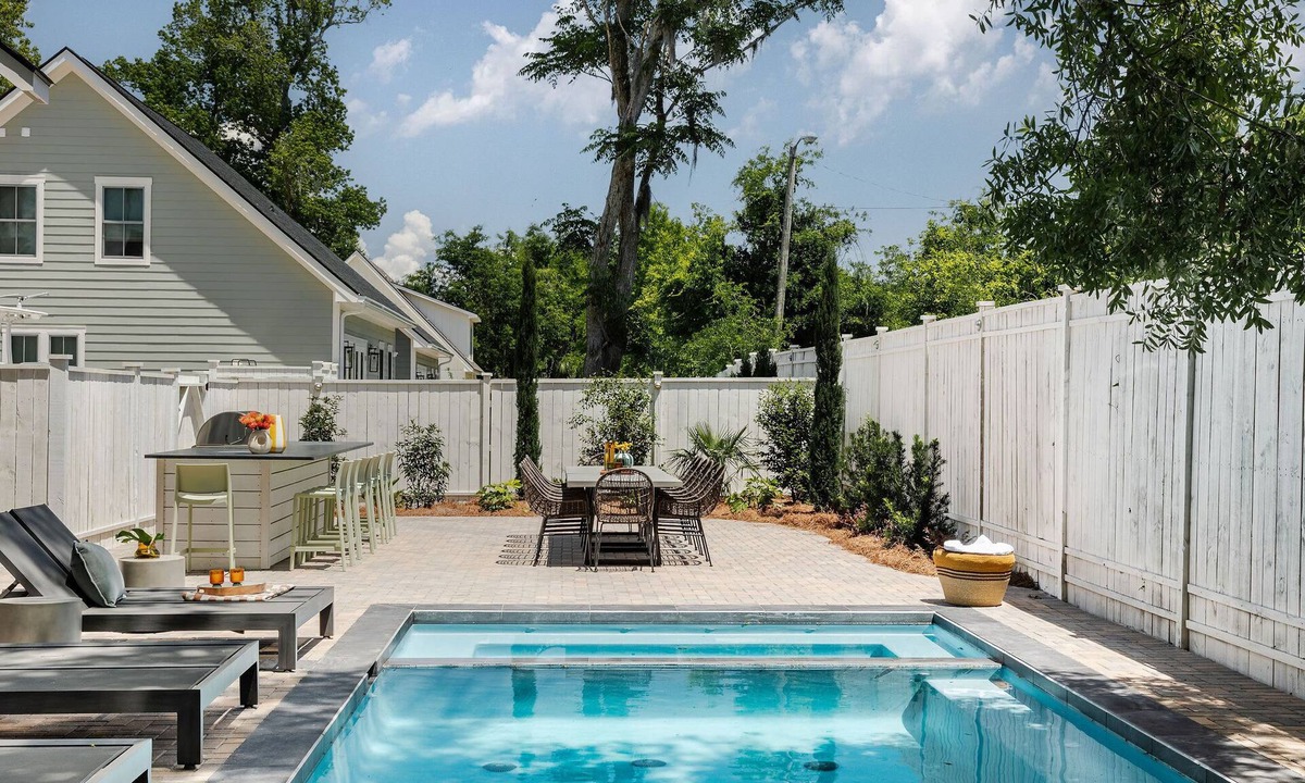 Thunderbolt House | Modern Savannah Homes | Heated Pool