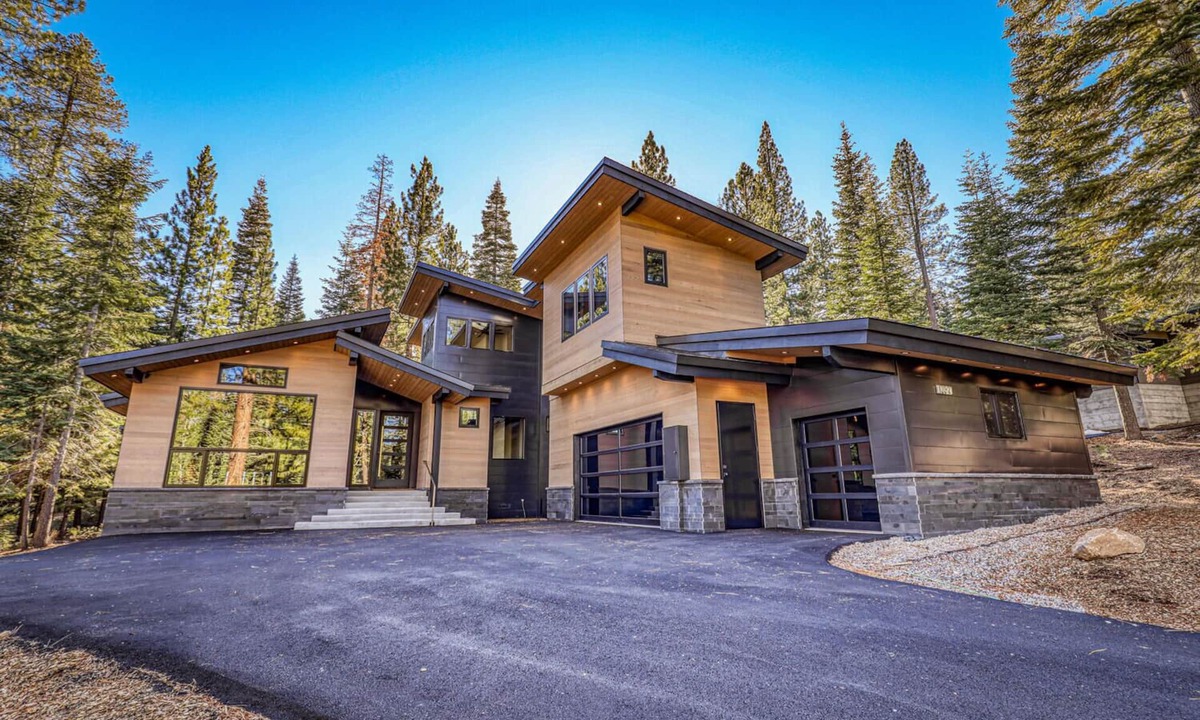 Ponderosa Palisades House | Modern Schaffer's Mill Home Minutes From Northstar & Downtown