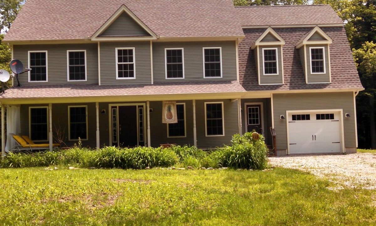 Otis House | Modern secluded home in wooded Setting