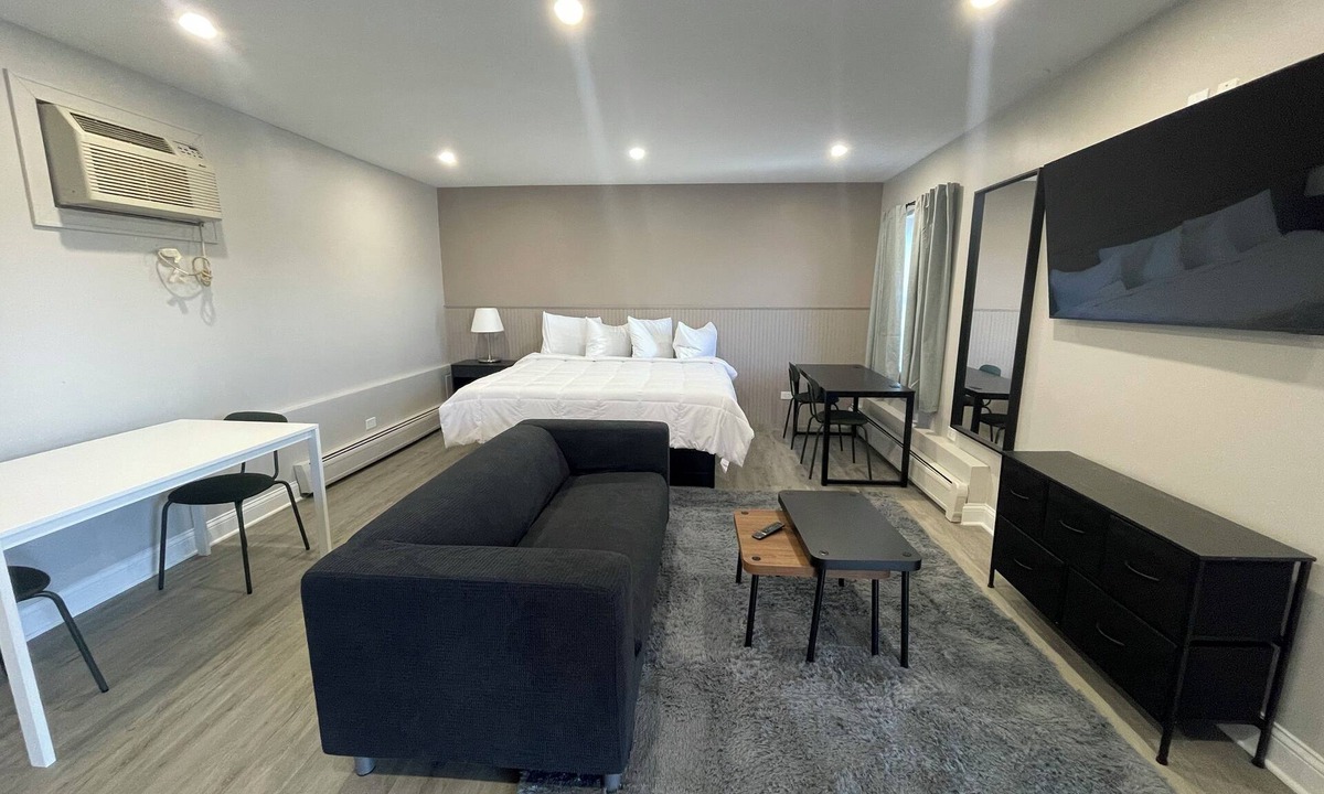 Worth Apartment | Modern & Spacious Studio Suite