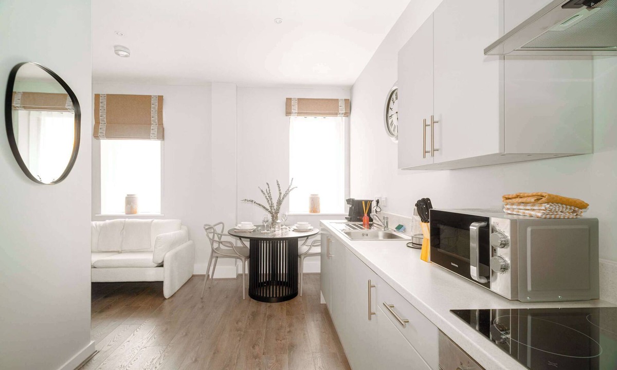 Crosby Apartment | Modern Studio Apartment in Waterloo, Liverpool