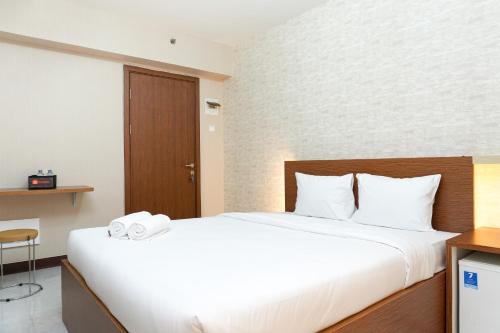 Depok Apartment | Modern Studio Apartment at Cinere Resort By Travelio